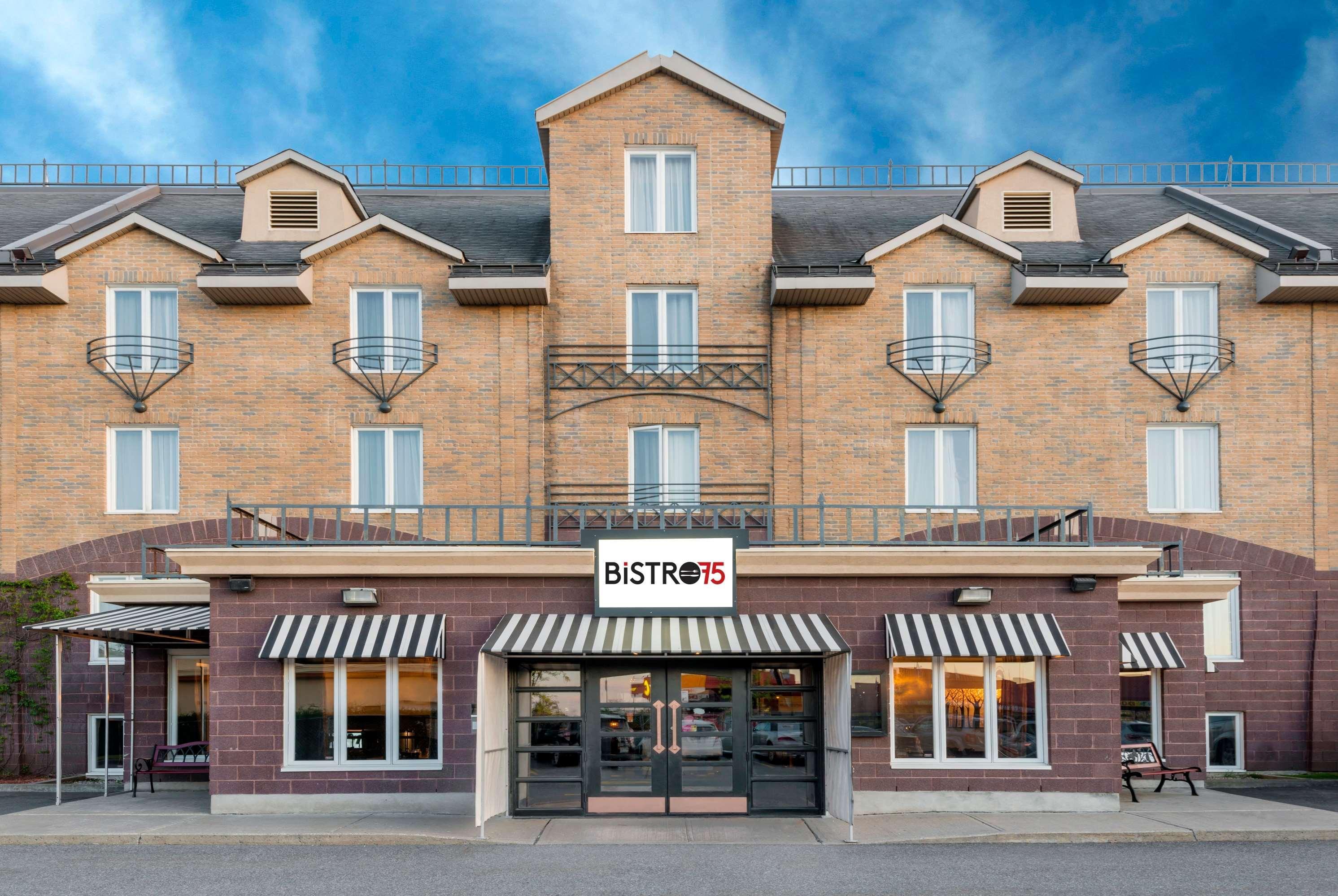 Hotel Ramada Plaza By Wyndham Gatineau/Manoir Du Casino Esterno foto